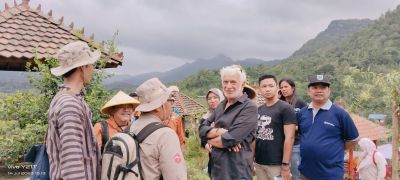 Kunjungan Mr. Guy Martini dan Tim UNESCO ke Geopark Kebumen Menyoroti Kecamatan Karanggayam